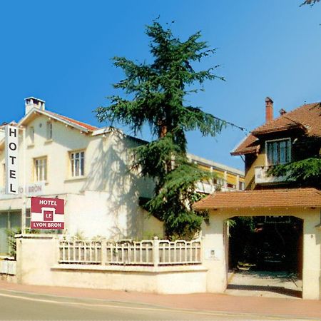 Hotel Le Lyon Bron Exterior foto