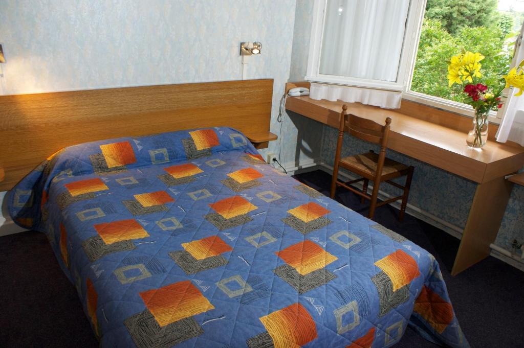 Hotel Le Lyon Bron Zimmer foto