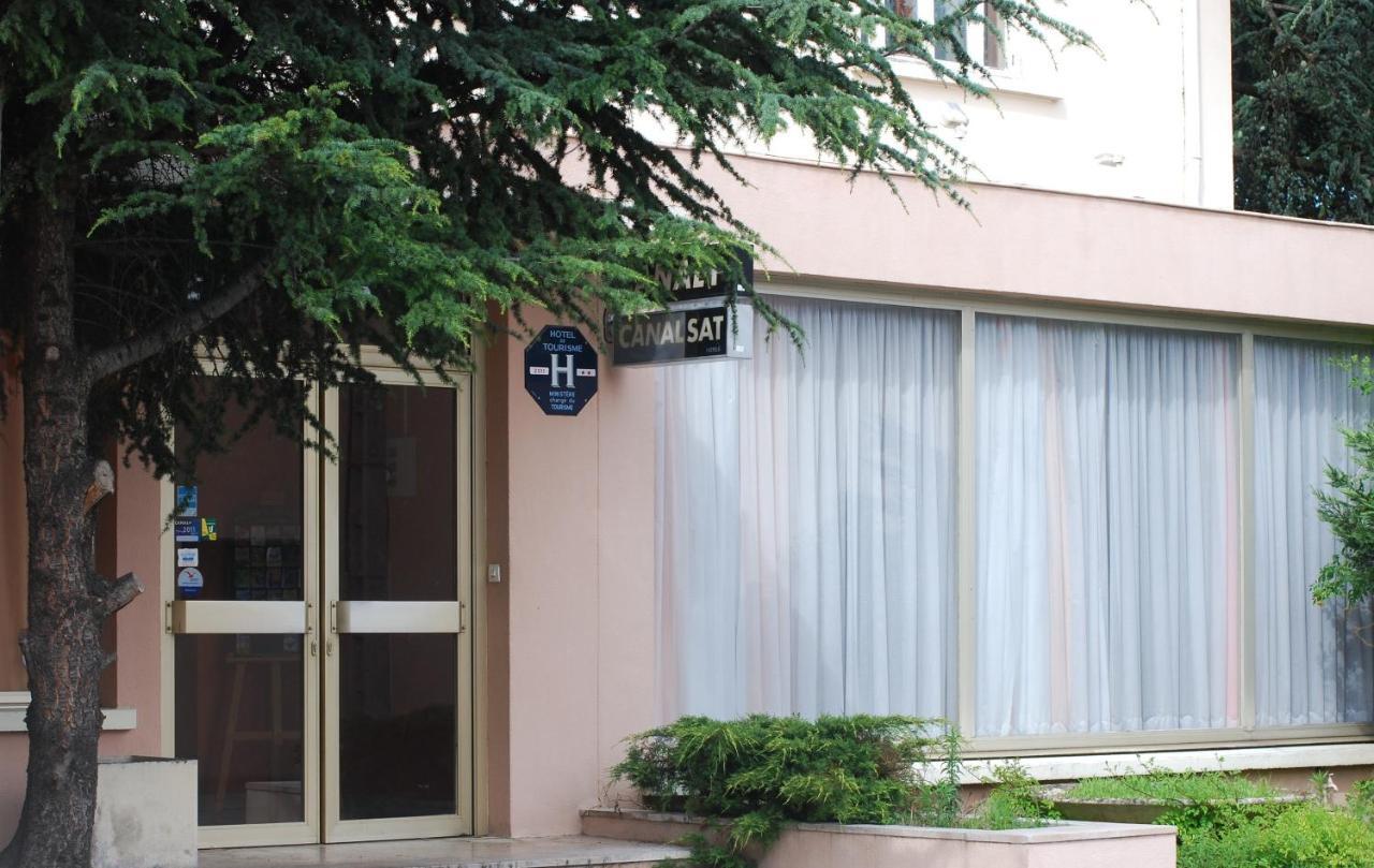 Hotel Le Lyon Bron Exterior foto